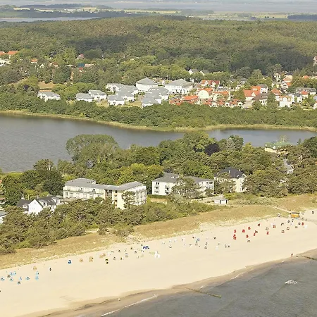 Strandhaus Aurell, Whg 13 Seitl Meerblick Apartment